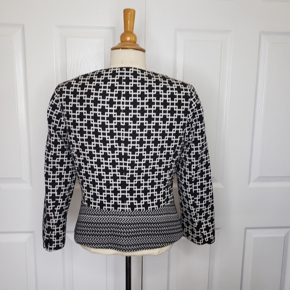 Saks Fifth Avenue Black Label Black White Geometric 2 Way Zip Jacket 4 - Picture 9 of 15